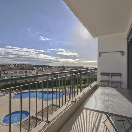 Vista Das Ondas Olhos De Agua Ii Apartment