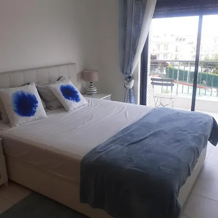 Vista Das Ondas Olhos De água Ii Apartamento